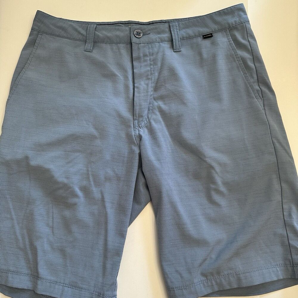 Travis Mathew Shorts Mens 32 Light Blue Flat Front Chino Lightweight